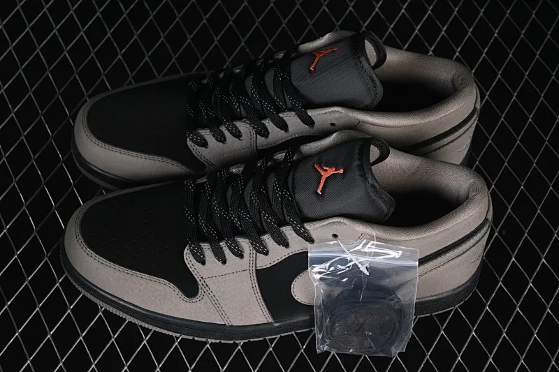 All Categories Air Jordan Jordan Series Basketball Shoes Air Jordan 1 Low Air Jordan 1 Low AJ1 Joe 1 Milk Tea Mocha Low State Cultural Casual Shoes IB7109-005